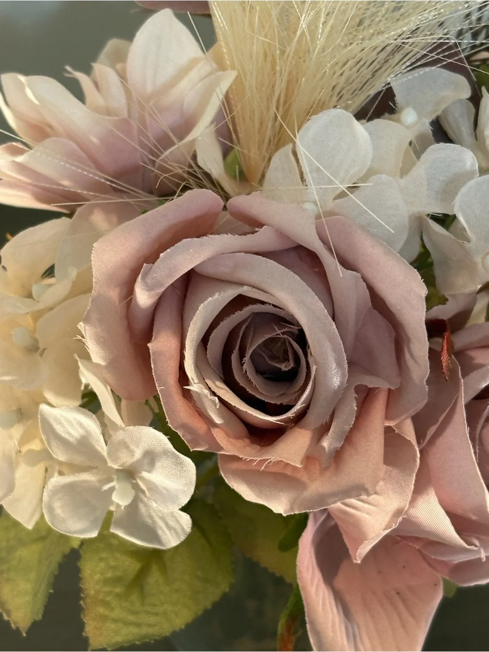 Soft Pink Purple Faux Silk Rose Bouquet Floral Arrangement Glass Vase NWT
